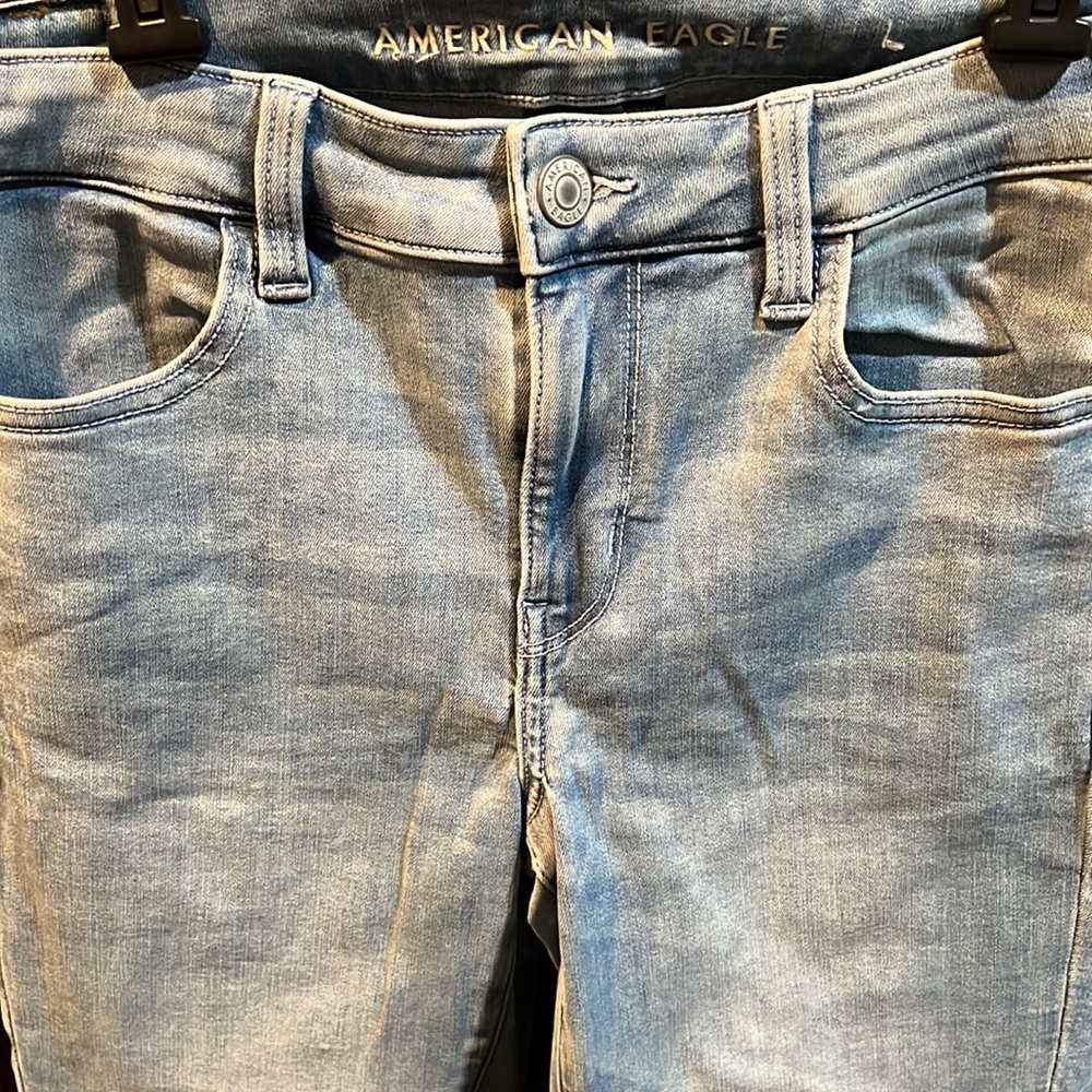 AE Jeans🎰 - Picture 2 of 5